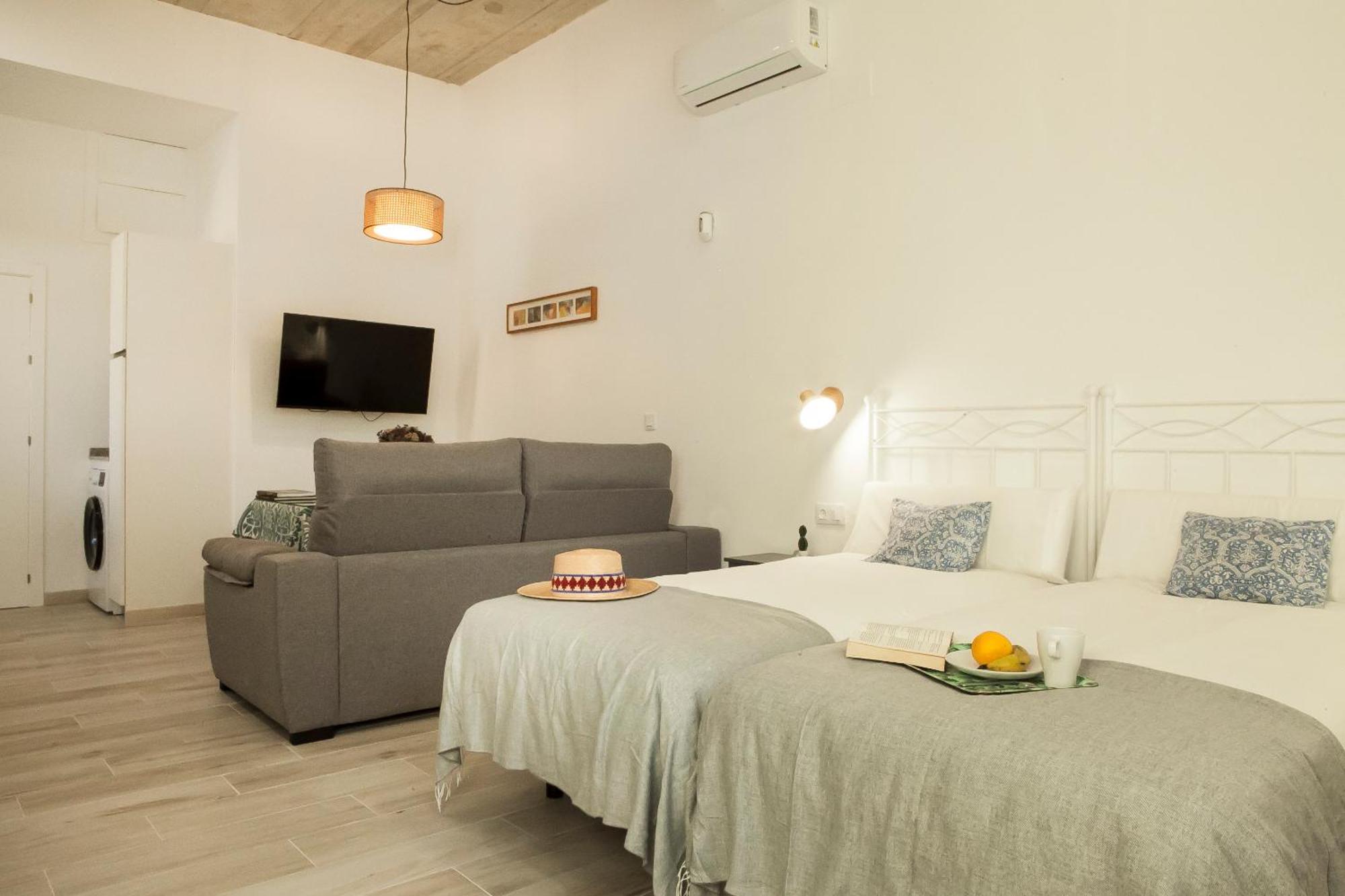 Apartamentos Rg Hospital Valme Sevilla Buitenkant foto