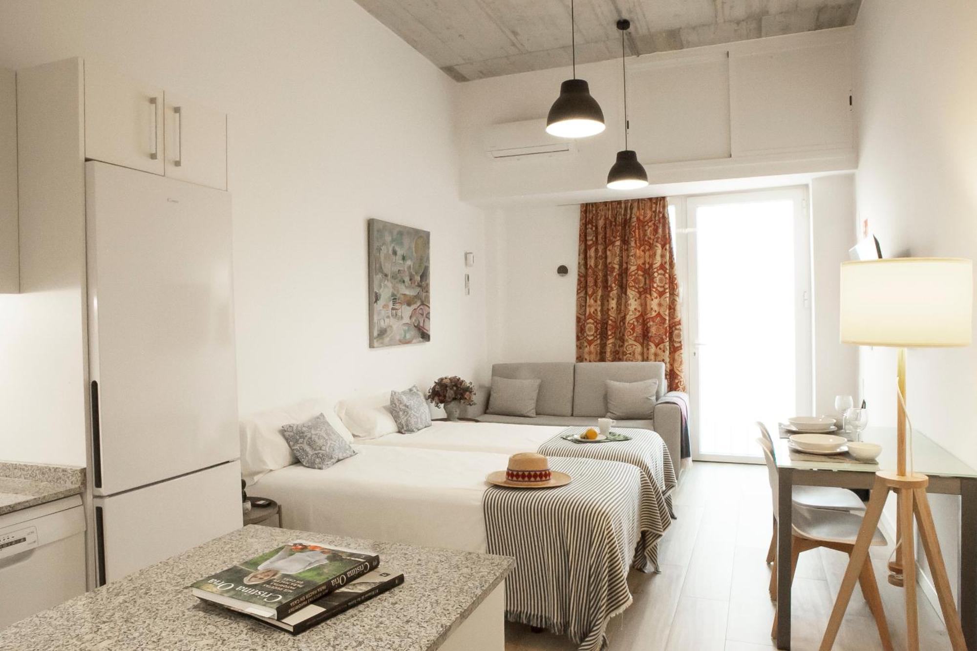 Apartamentos Rg Hospital Valme Sevilla Buitenkant foto